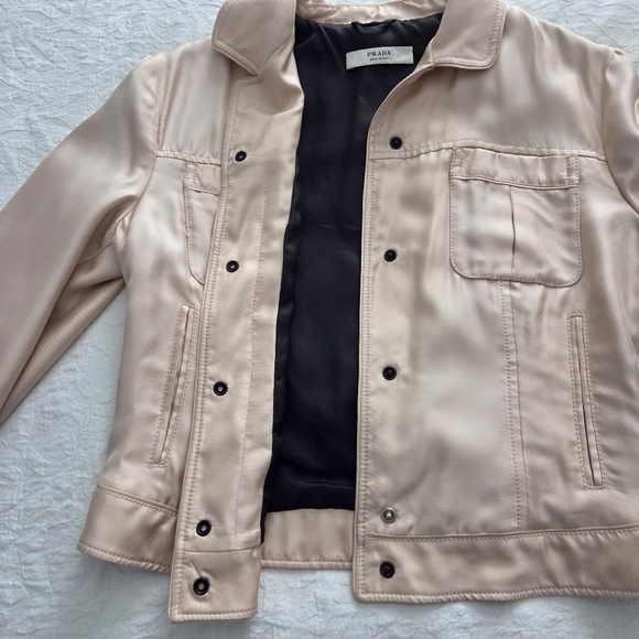 Prada Silk Jacket, Champagne With Soft Black Lining, Size Small 42 - Picture 7 of 16